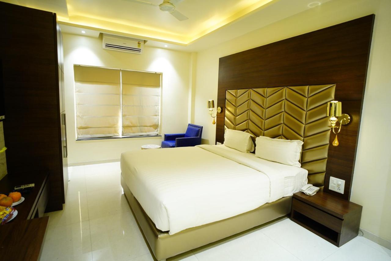 נאגפור Orange Tree Hotels מראה חיצוני תמונה
